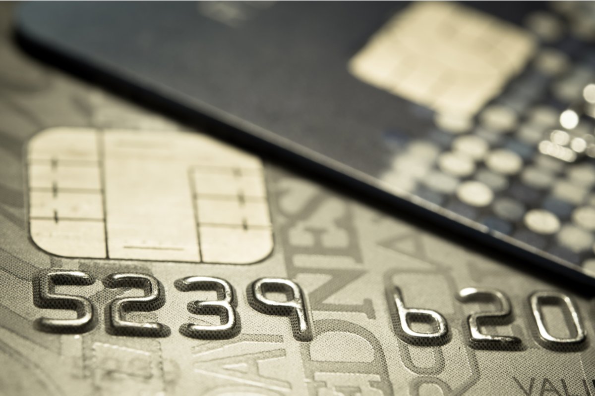 ゴールドカード Amazon Mastercard ゴールド と エポスゴールドカード を徹底比較 どちらがポイントの貯まりやすいクレジットカード か ニフティニュース