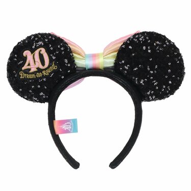 ディズニー】40周年スペシャルグッズが公開！パークで身につけたい5