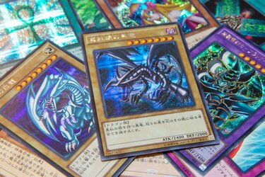 遊戯王】「ブルーアイズ・ホワイト・ドラゴン」の相場は高額？ 高く