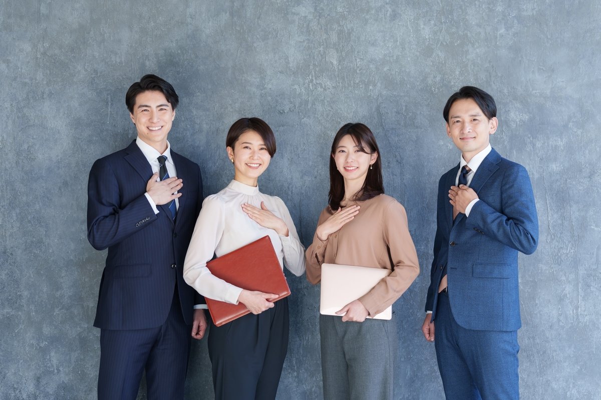 【平均給与】令和7年分は「487万円」に上がった。男性・女性、正社員と正社員以外はそれぞれいくら？